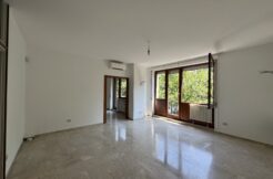 Appartamento quadrilocale in affitto a Milano Centro
