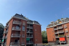 Appartamento quadrilocale in vendita a Milano San Siro